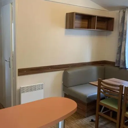 Parque de Campismo Mobil-home 5 Pers Avec Terrasse à - Api-1-52-620 *